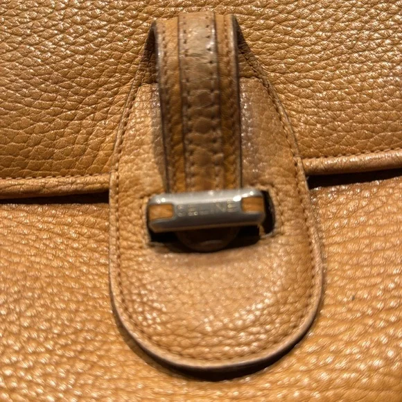 🌺👜 SALE‼️ ❤️‍🔥VERY VINTAGE AND RARE CELINE LEATHER BAG. 👜👜👜❤️‍🔥 - Picture 8 of 14